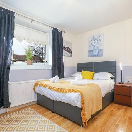 Beautiful 4 Bedroom Cottage - Ideal Location - Free Parking เอดินบะระ ภายนอก รูปภาพ