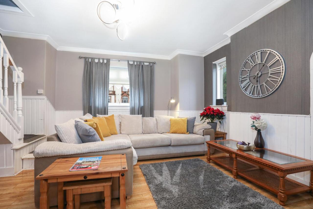 Beautiful 4 Bedroom Cottage - Ideal Location - Free Parking เอดินบะระ ภายนอก รูปภาพ